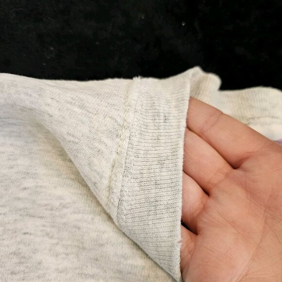 Vintage Sweatshirt Crewneck Gray M Distressed Springfield Racquet Fitness Center - Picture 6 of 14